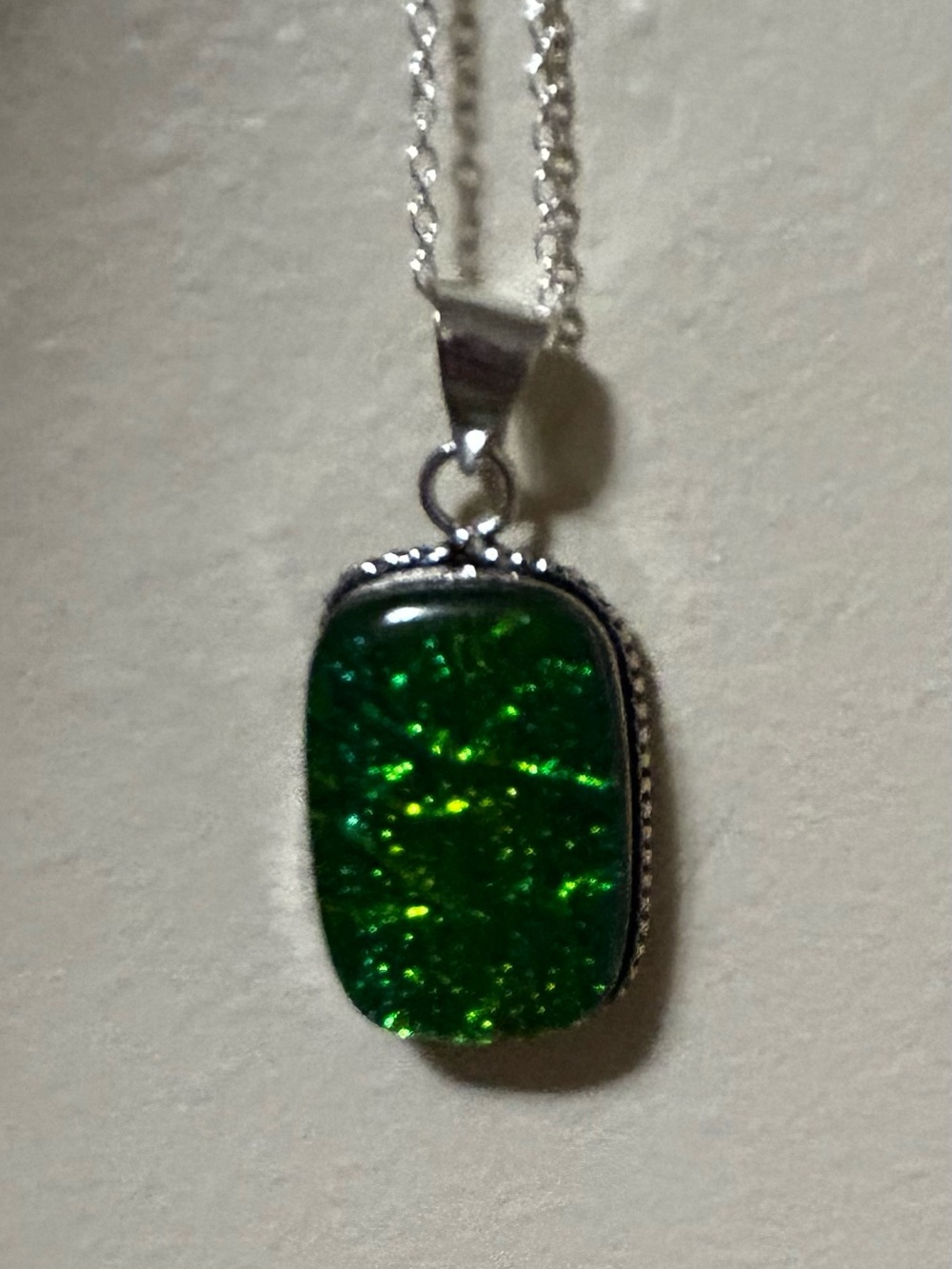 Women’s Green Glass Pendant Necklace - 925 Chain
